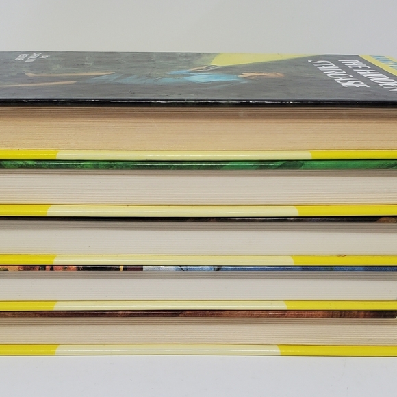 Lot of 5 Nancy Drew Books #2, 7, 8, 9, 17 - Picture 4 of 8